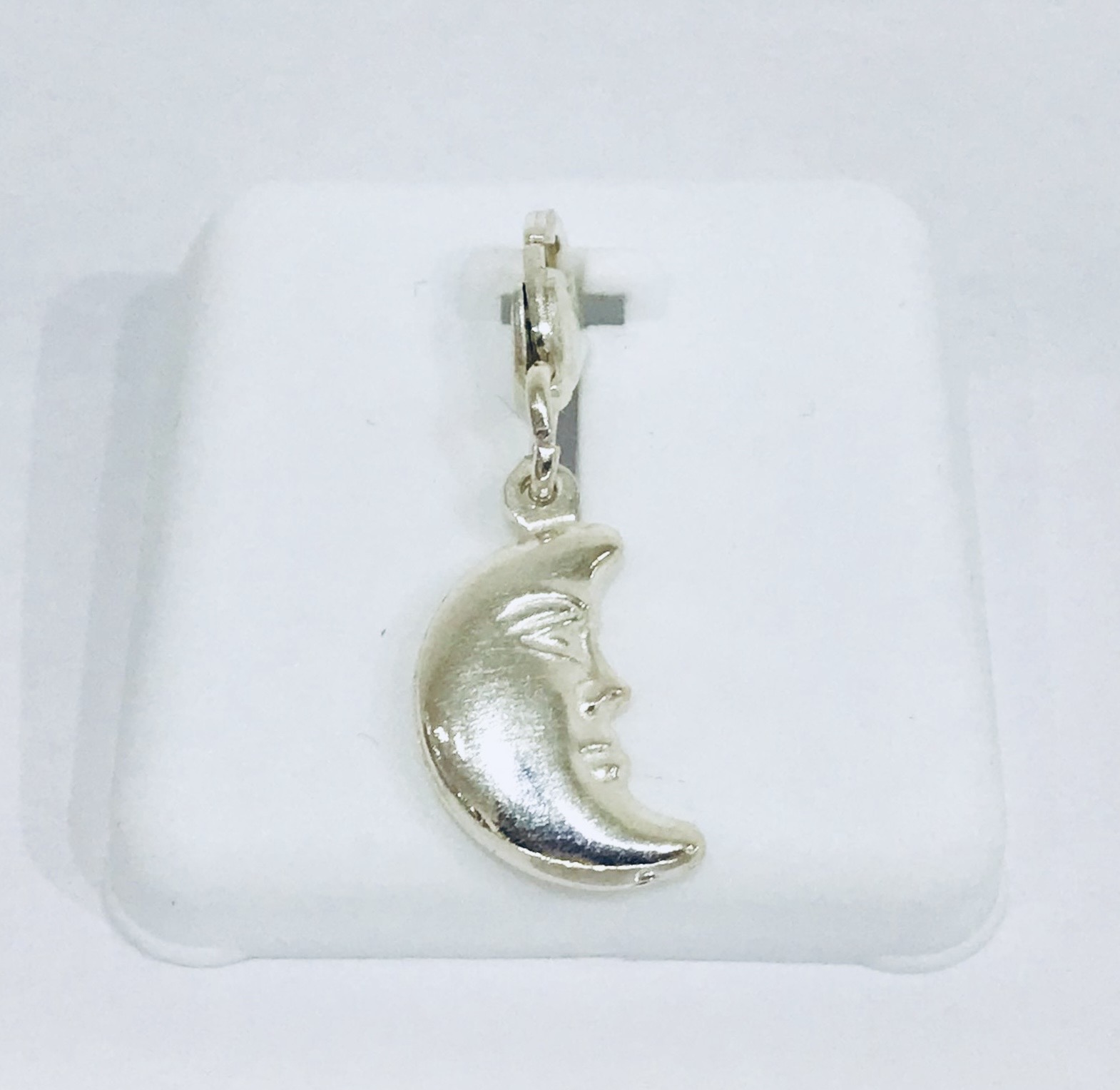 d7e9b43b-e683-4f06-99fe-afbf452e592a