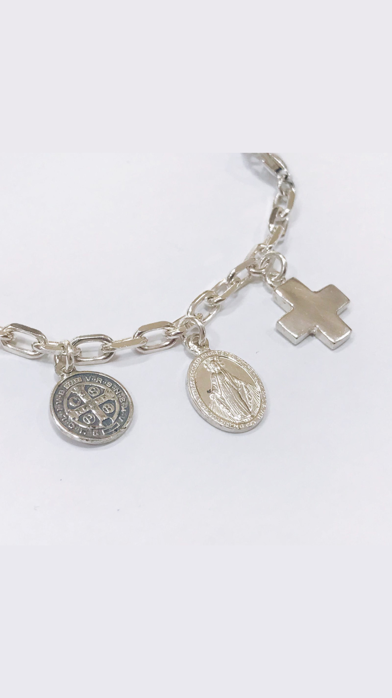 1D42E0D6-6577-49BA-A5D4-955334F3317F